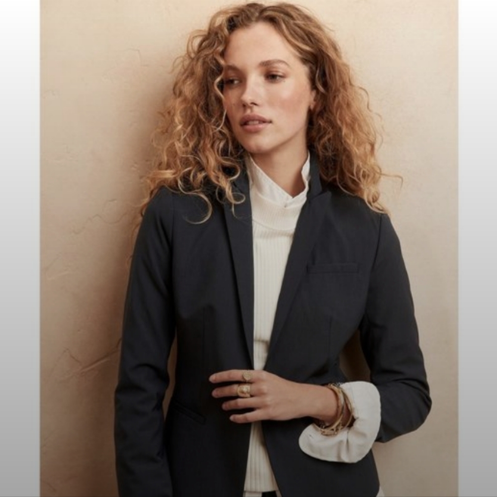 BANANA REPUBLIC Black Classic Minimalist Lightweight Blazer